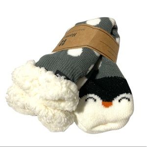 Hometop 1 Pair Socks Soft Fleece Gray White Penguin Fall Winter Slipper
